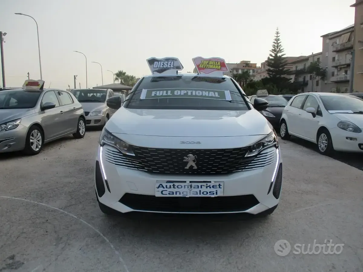 Usata Peugeot 3008 GTi 131 CV (96 kW) 2023 Bianco SUV
