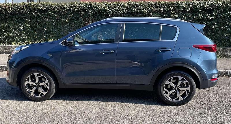 Usata Kia Sportage 132 CV (97 kW) 2020 Blu/azzurro SUV