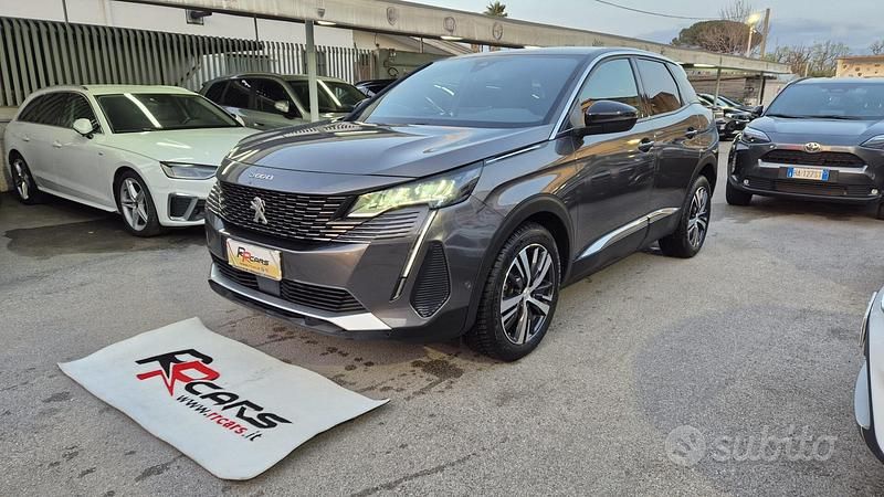 Usata Peugeot 3008 Allure 178 CV (130 kW) 2023 Grigio SUV
