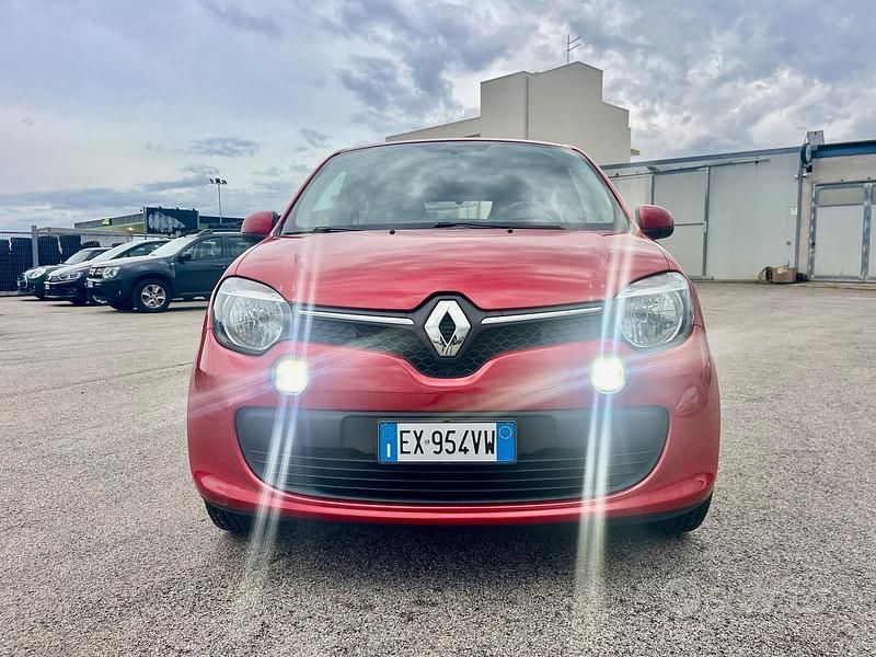 Usata Renault Twingo SE 71 CV (52 kW) 2014 Rosso Utilitaria