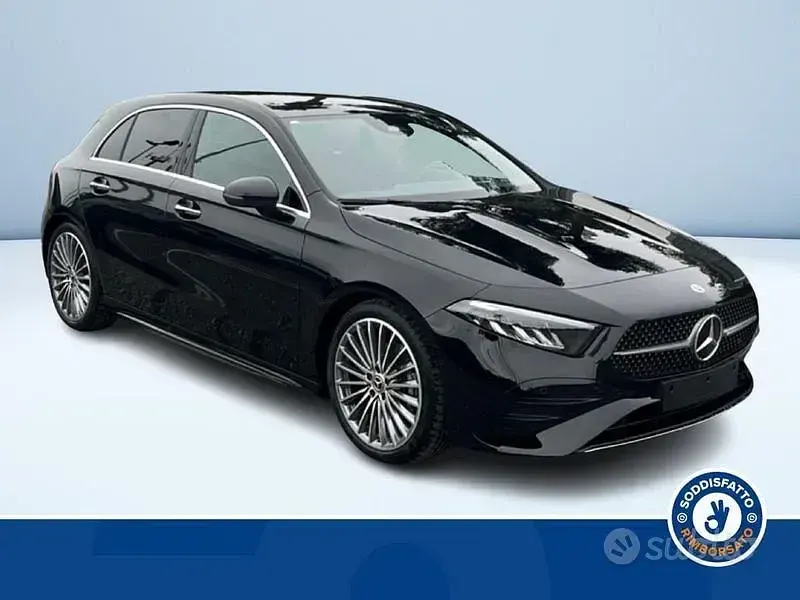 Nuova Mercedes A180 AMG 2026 Nero Berlina