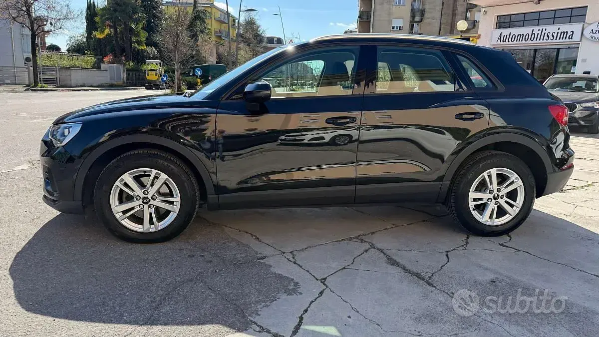 Usata Audi Q3 Business 150 CV (110 kW) 2021 Nero SUV