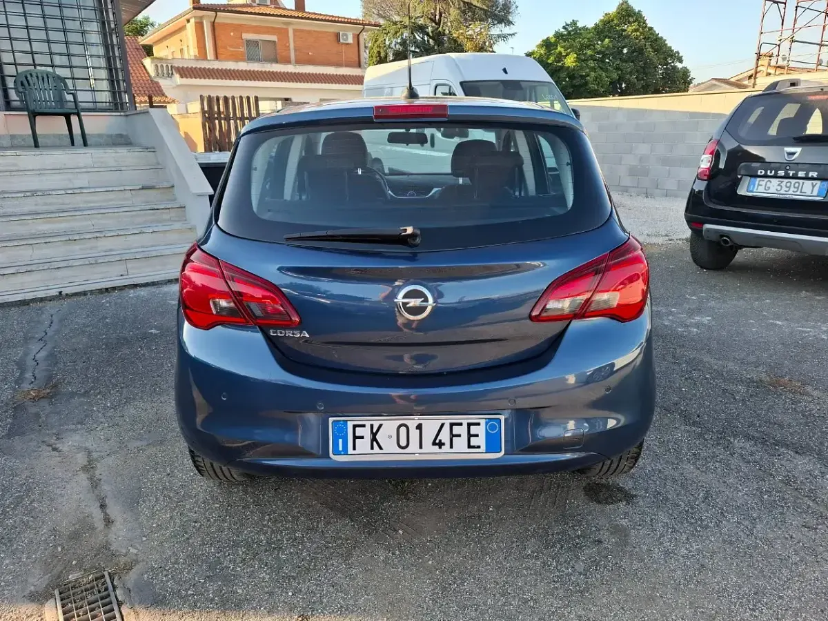 Usata Opel Corsa 90 CV (66 kW) 2017 Bluazzurro Utilitaria