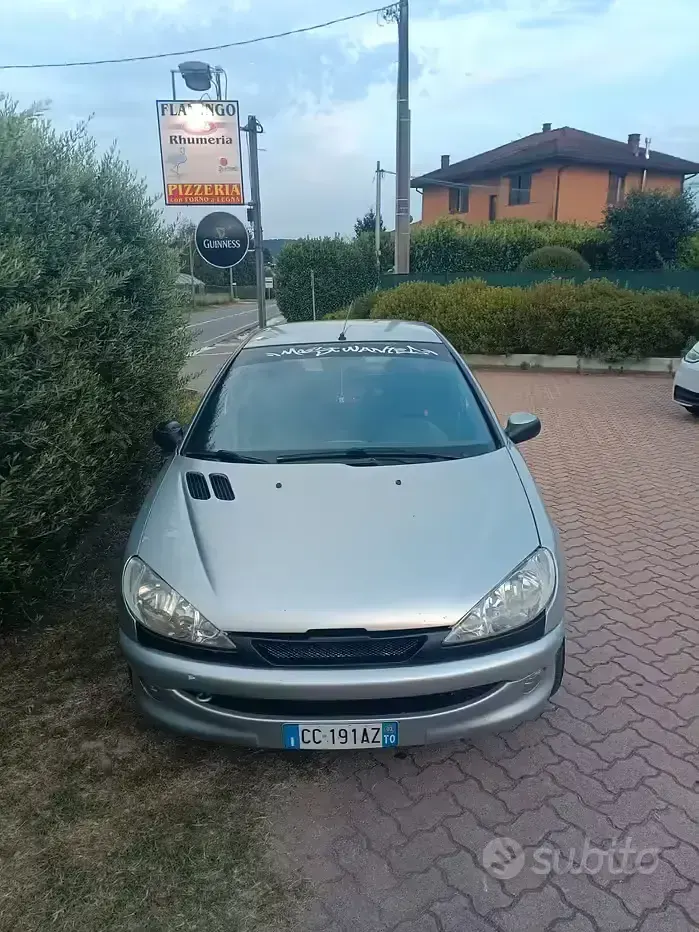 Usata Peugeot 206 75 CV (55 kW) 2002 Berlina