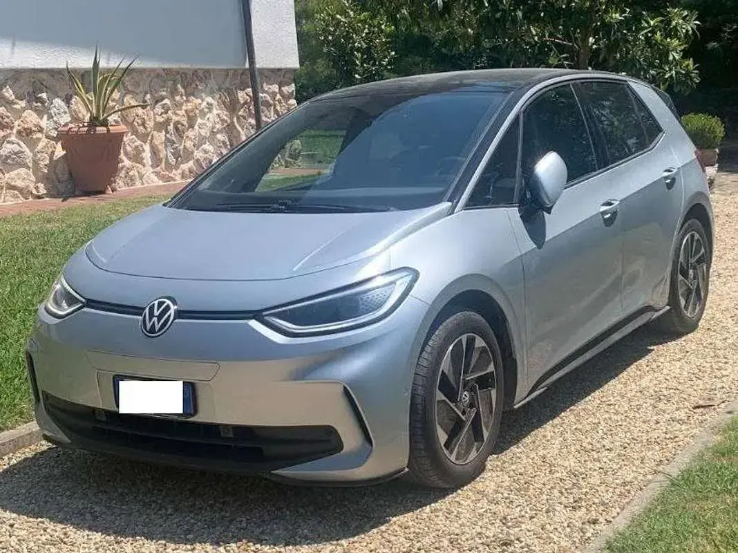 Usata VW ID.3 Pro 69 kW (95 CV) 2025 Grigio Utilitaria