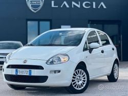 Bianco Usata 2016 Fiat Punto Street Tre volumi | 5200 € (Buon prezzo)