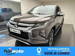 Argento Usata 2020 Mitsubishi L200 Intense Pick-up | 28.400 € (Buon prezzo)