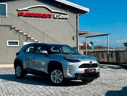 Grigio Usata 2021 Toyota Yaris Cross Business Edition SUV | 17.990 € (Buon prezzo)