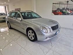 Grigio Usata 2005 Mercedes E320 Avantgarde Station wagon | 7000 € (Buon prezzo)