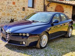 Blu/azzurro Usata 2006 Alfa Romeo 159 Tre volumi | 7000 € (Molto cara)