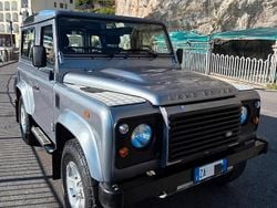 Grigio Usata 2012 Land Rover Defender SE SUV | 32.000 € (Ottimo prezzo)