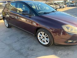 Grigio Usata 2009 Lancia Delta Due volumi | 2500 € (Ottimo prezzo)