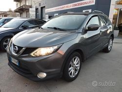 Grigio Usata 2014 Nissan Qashqai Tekna SUV | 8900 € (Cara)