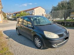 Nero Usata 2009 Renault Scénic III Dynamique Monovolume | 750 € (Super prezzo)
