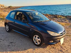Usata 2001 Peugeot 206 Due volumi | 1200 € (Buon prezzo)