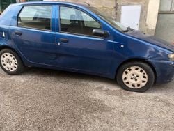 Blu Usata 2001 Fiat Punto Due volumi | 500 €