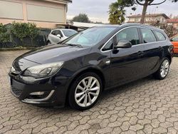 Nero Usata 2014 Opel Astra Cosmo Station wagon | 3990 € (Ottimo prezzo)