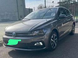 Grigio Usata 2019 VW Polo Highline Tre volumi | 15.500 € (Buon prezzo)