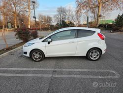 Bianco Usata 2013 Ford Fiesta Titanium Tre volumi | 4900 € (Ottimo prezzo)