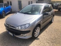Grigio Usata 2001 Peugeot 206 GTi Tre volumi | 7000 €