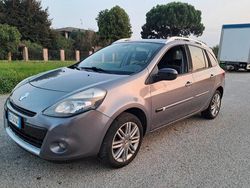 Grigio Usata 2011 Renault Clio GrandTour Station wagon | 4000 € (Ottimo prezzo)