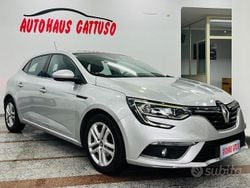 Grigio Usata 2020 Renault Mégane IV Intens Tre volumi | 12.300 € (Buon prezzo)