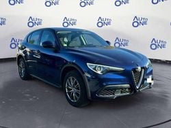Blu/azzurro Usata 2021 Alfa Romeo Stelvio Business SUV | 21.400 € (Ottimo prezzo)