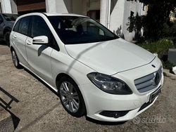 Bianco Usata 2013 Mercedes B180 Premium Monovolume | 8490 € (Super prezzo)