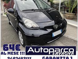 Nero Usata 2010 Toyota Aygo Due volumi | 5890 € (Cara)