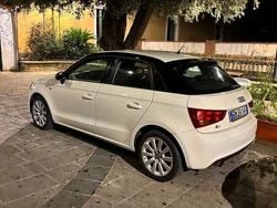 Usata 2012 Audi A1 Sportback Ambition Due volumi | 8000 € (Buon prezzo)