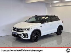 Bianco tetto nero Usata 2022 VW T-Roc R-line SUV | 24.890 € (Buon prezzo)