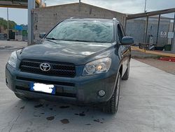 Usata 2008 Toyota RAV4 SUV | 6700 € (Cara)