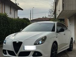 Usata 2012 Alfa Romeo Giulietta Tre volumi | 6000 € (Molto cara)