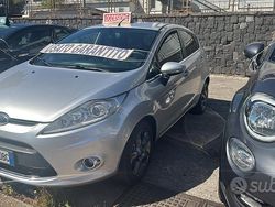 Grigio Usata 2011 Ford Fiesta Titanium Due volumi | 5300 € (Cara)
