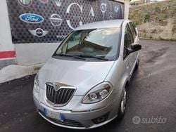 Grigio Usata 2011 Lancia Musa S Monovolume | 4000 € (Buon prezzo)