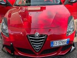 Rosso Usata 2015 Alfa Romeo Giulietta Due volumi | 6500 € (Buon prezzo)