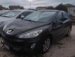 Grigio Usata 2009 Peugeot 308 Premium Tre volumi | 2990 € (Buon prezzo)