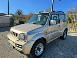 Bronzo Usata 2010 Suzuki Jimny SUV | 9900 € (Ottimo prezzo)