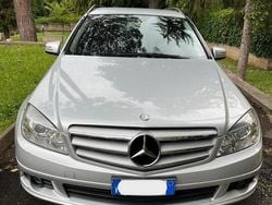 Grigio Usata 2010 Mercedes C200 Classic Station wagon | 7500 € (Cara)