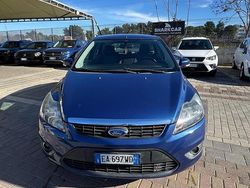 Blu Usata 2010 Ford Focus Titanium Tre volumi | 4900 € (Cara)
