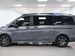 Grigio Usata 2022 Mercedes 300 Premium Tre volumi | 69.000 €