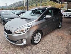 Oro Usata 2015 Kia Carens Monovolume | 8400 € (Cara)