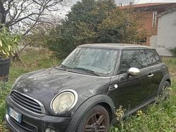 Nero Usata 2012 Mini Cooper Due volumi | 2500 €
