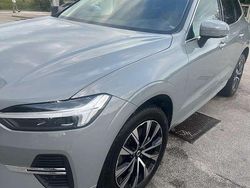Grigio Usata 2024 Volvo XC60 Core SUV | 45.000 € (Molto cara)