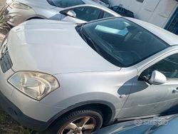 Usata 2008 Nissan Qashqai SUV | 2800 €