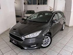 Grigio Usata 2014 Ford Focus Titanium S Station wagon | 6990 € (Buon prezzo)