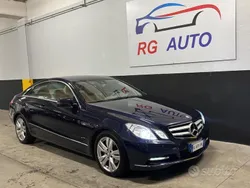 Blu Usata 2013 Mercedes E220 Premium Coupé | 9800 € (Buon prezzo)