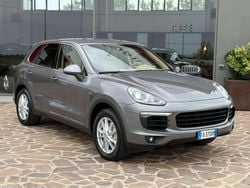 Grigio Usata 2015 Porsche Cayenne SUV | 19.000 € (Buon prezzo)