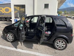 Nero Usata 2004 Opel Meriva Monovolume | 1650 €