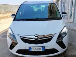 Bianco Usata 2016 Opel Zafira Tourer Monovolume | 10.500 € (Molto cara)